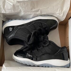 Jordan Kids Black and White Sneakers